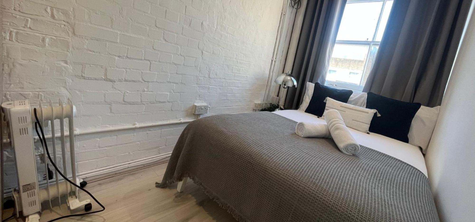 Nifty 2 Bedroom Flat In Goswell Rd Londra Esterno foto